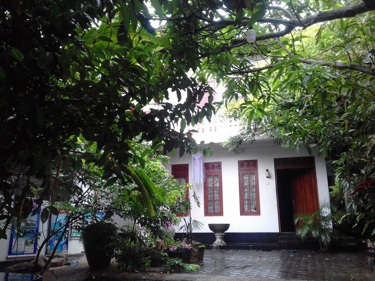 Sunstyle Mirissa Guest House Экстерьер фото